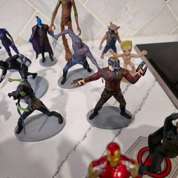 Marvel Avengers Superhero Action Figure Collection Set 28 figures - Picture 14 of 16
